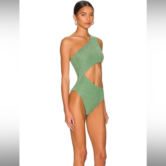 Beach Riot Celine One Piece in Emerald - Picture 2 of 5